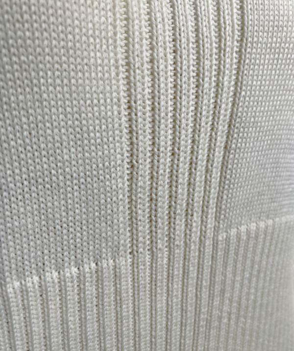 Creme Merino Wollpullover mit Rippen-Detail