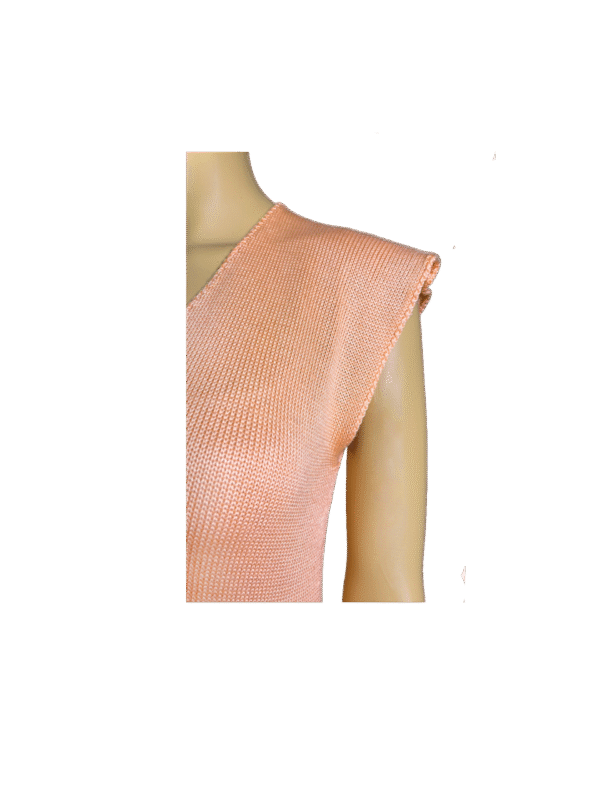 Romantisches Pfirsich-Kleid mit Spitzen-Detail