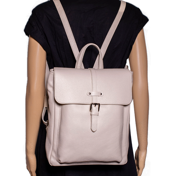 Olive Commander – Militärisch-eleganter Lederrucksack