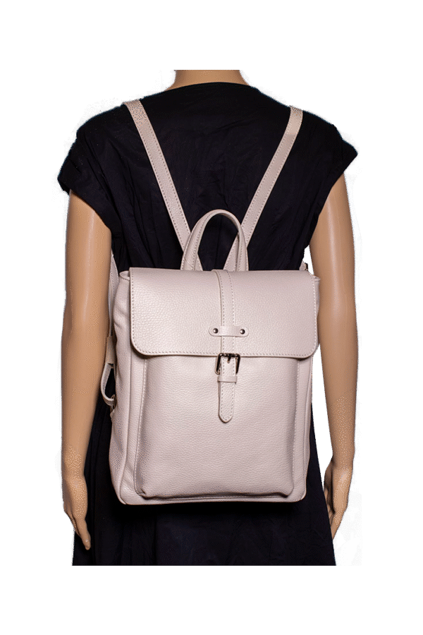 Olive Commander – Militärisch-eleganter Lederrucksack