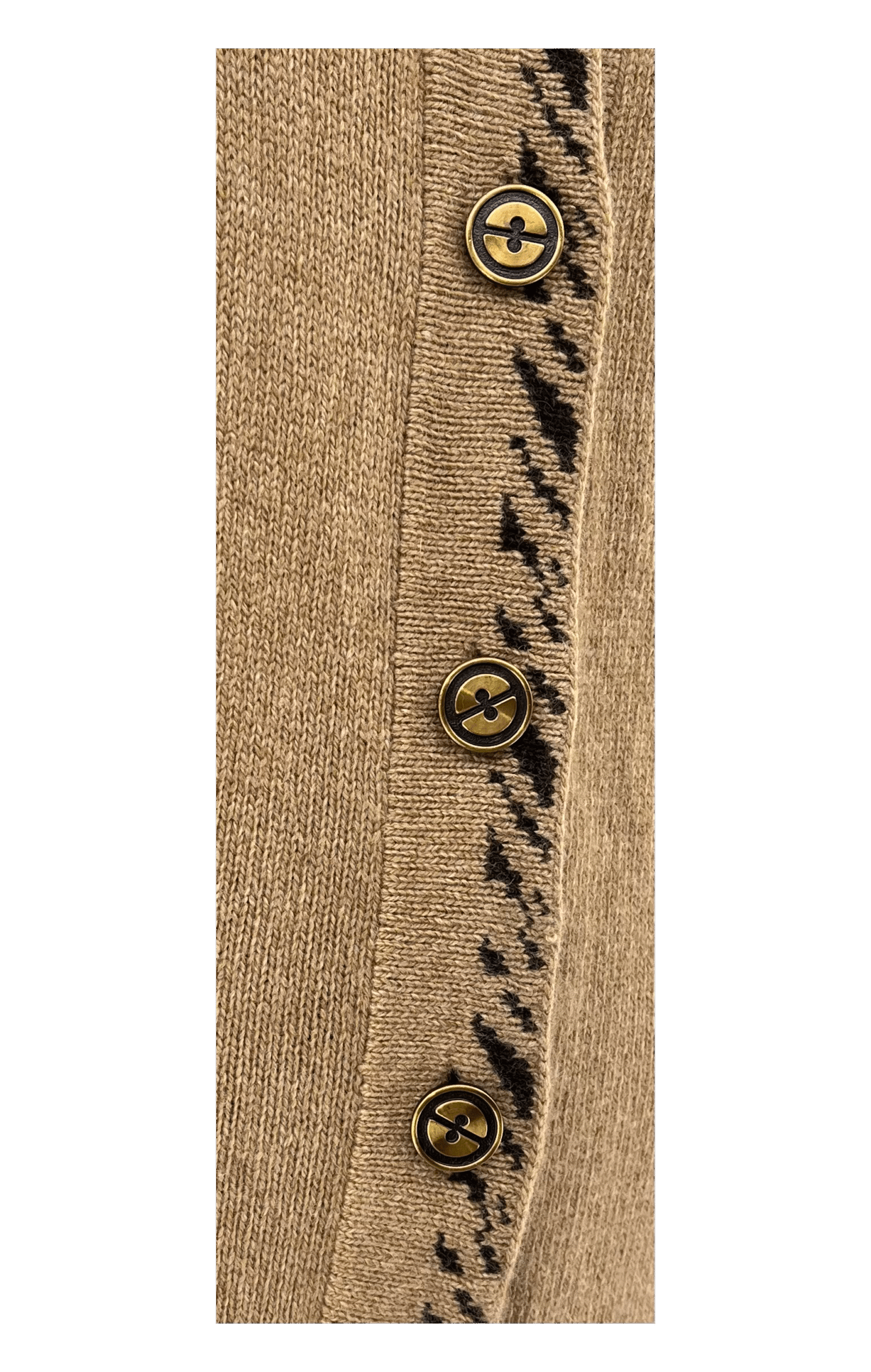 cashmere_cardigan_closeup