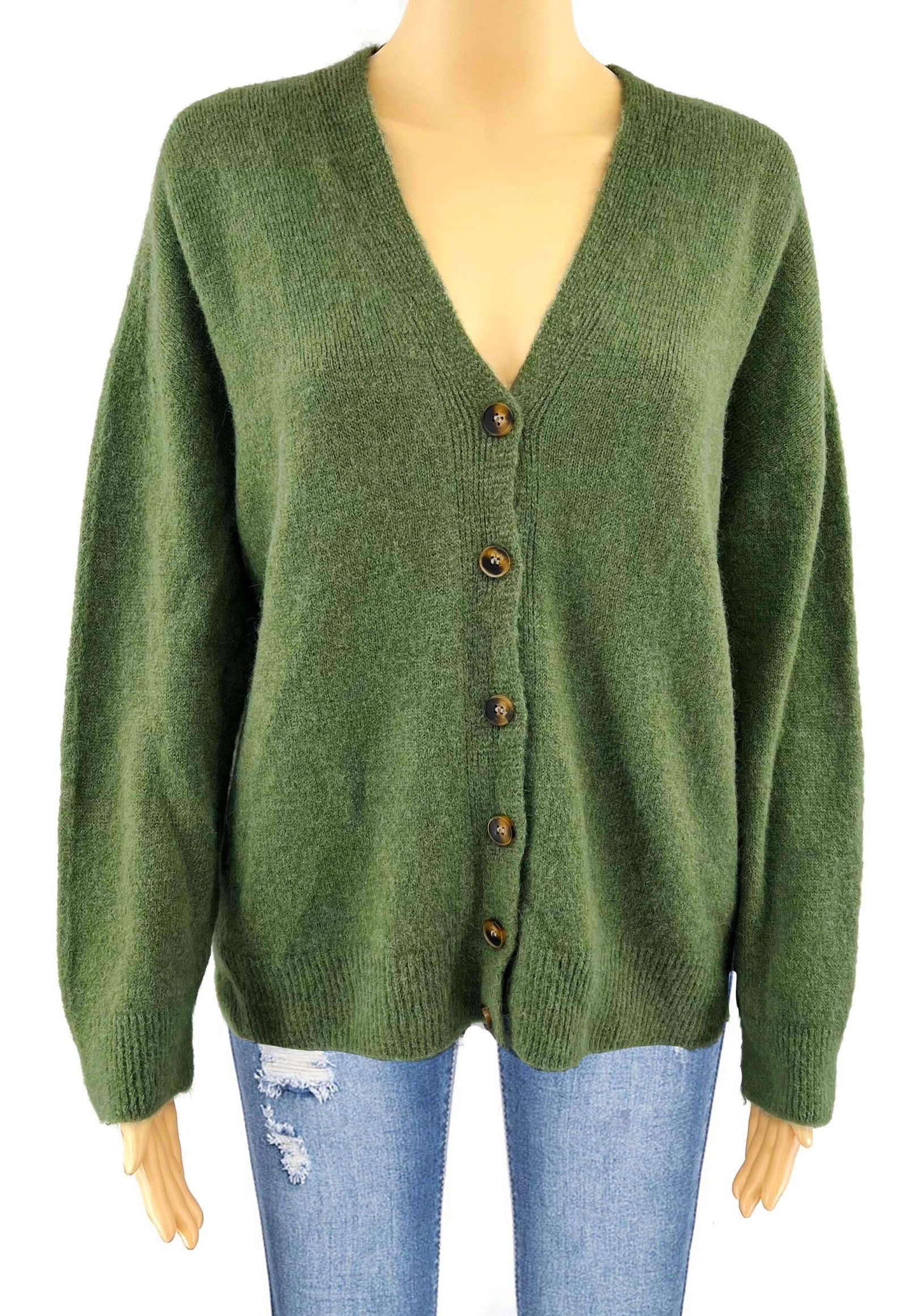 Dark_green_cardigan_on_model