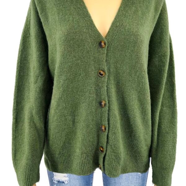 Dark_green_cardigan_on_model