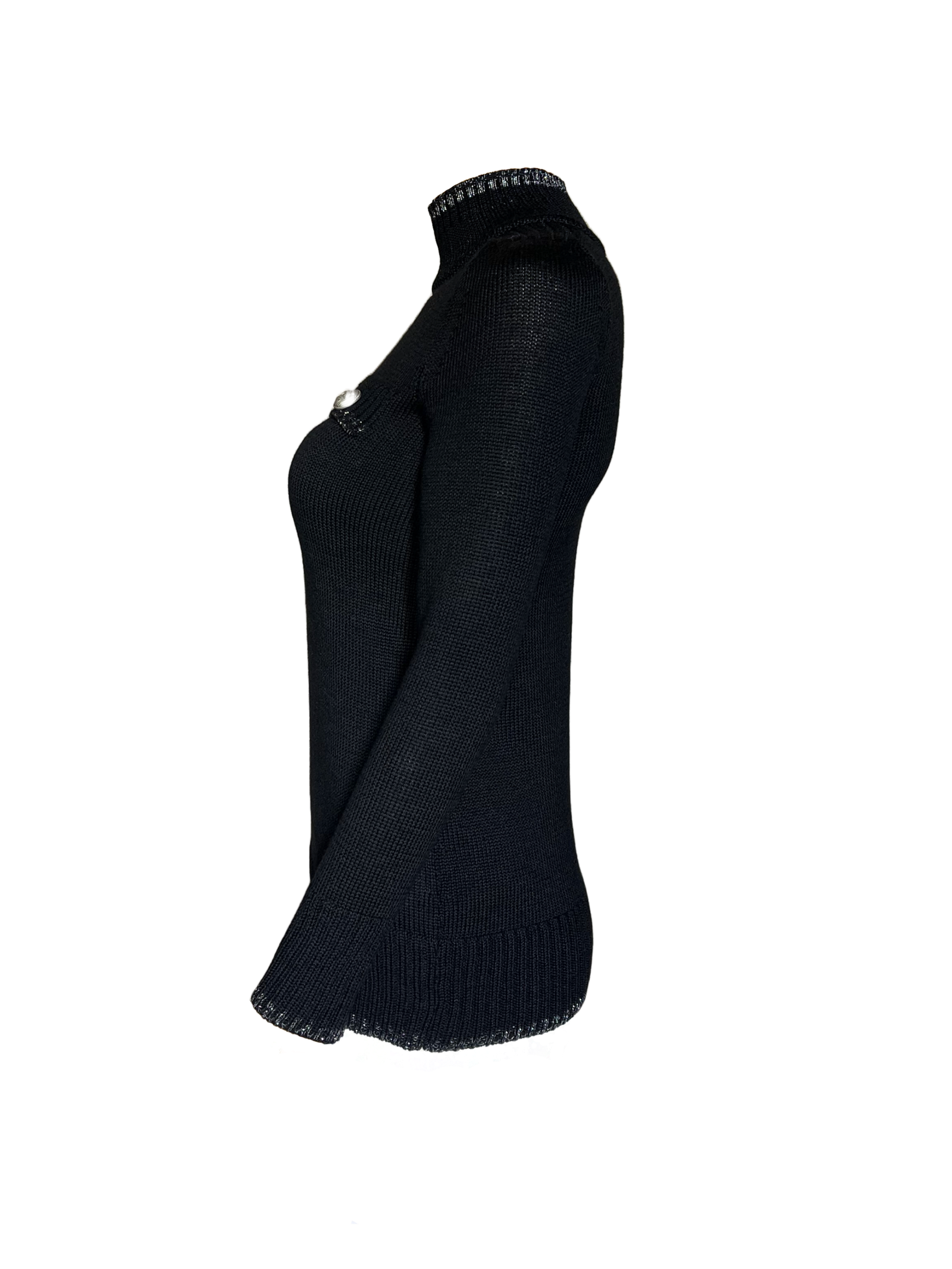 Merino_Knit_Black_SilverAccent_DetailShot_PNG_1